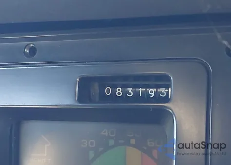 1988 Chevrolet Corvette z USA, uszkodzony, nr VIN 1G1YY2183J5100960